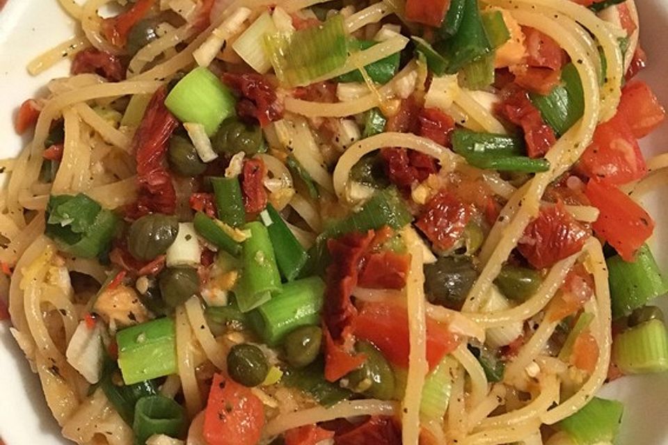 Pikante Zitronen - Kapern Spaghetti