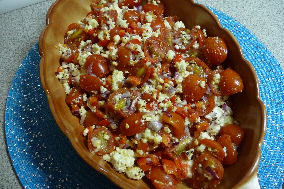 Gebackener Feta mit Tomaten