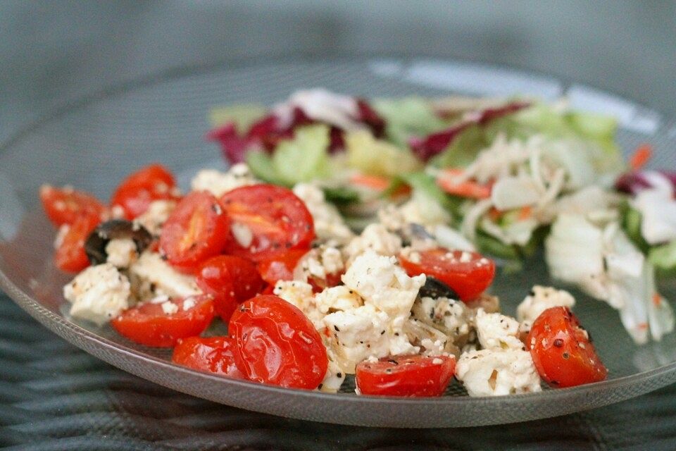 Gebackener Feta mit Tomaten