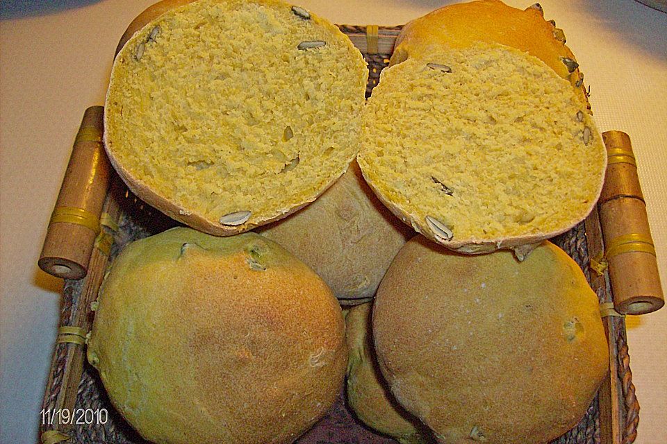 Kürbisbrötchen