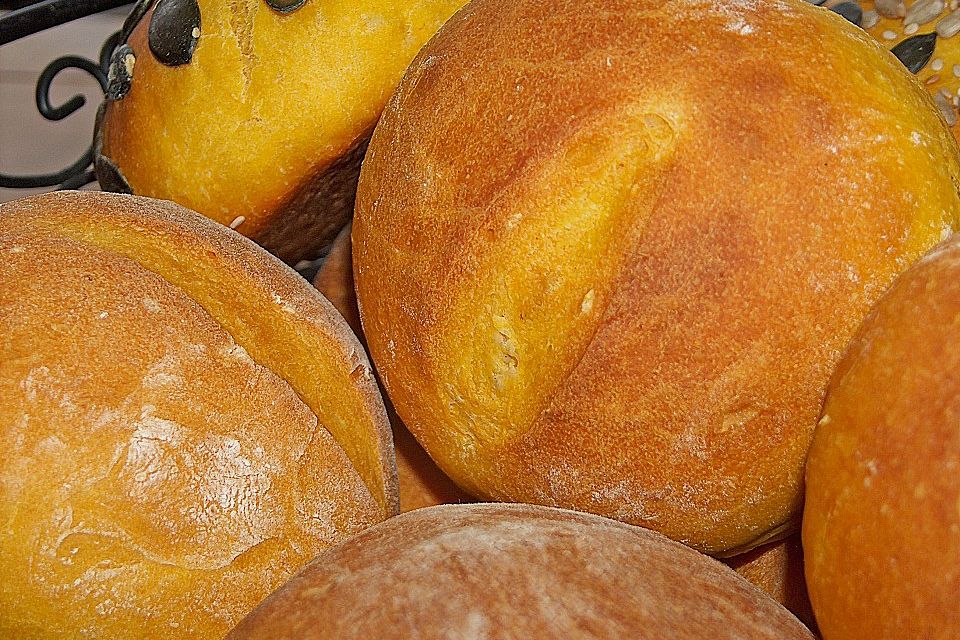 Kürbisbrötchen