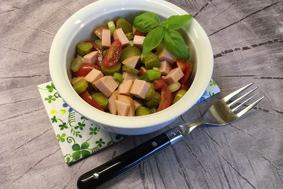 Deftiger Fleischwurstsalat