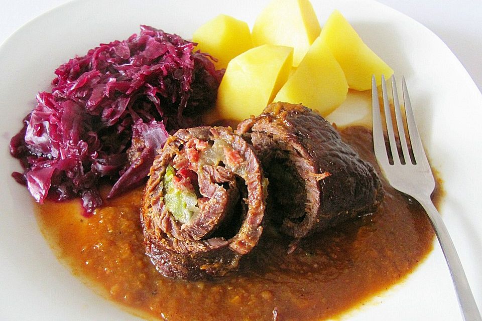 Rouladen in Rotweinsauce