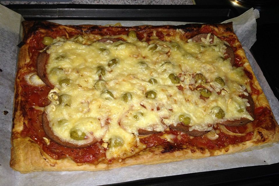 Blätterteig Pizza