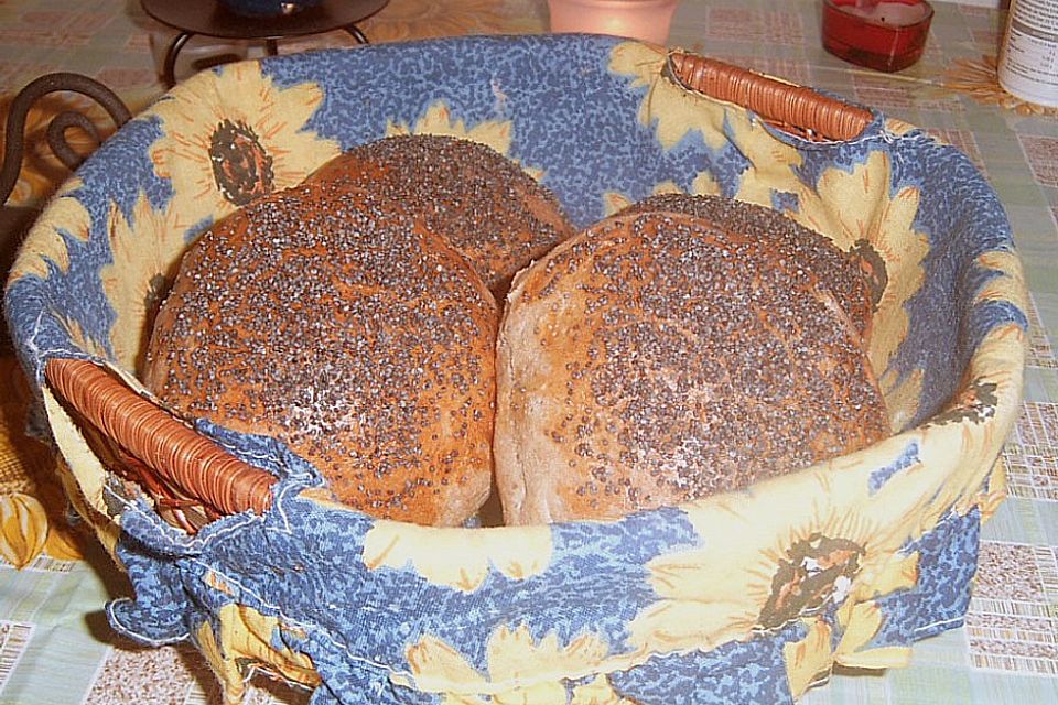 Mohnbrötchen