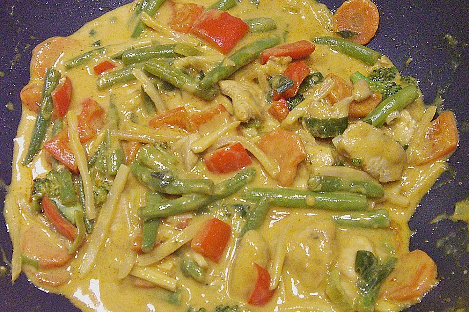 Asiatisches Curryhuhn