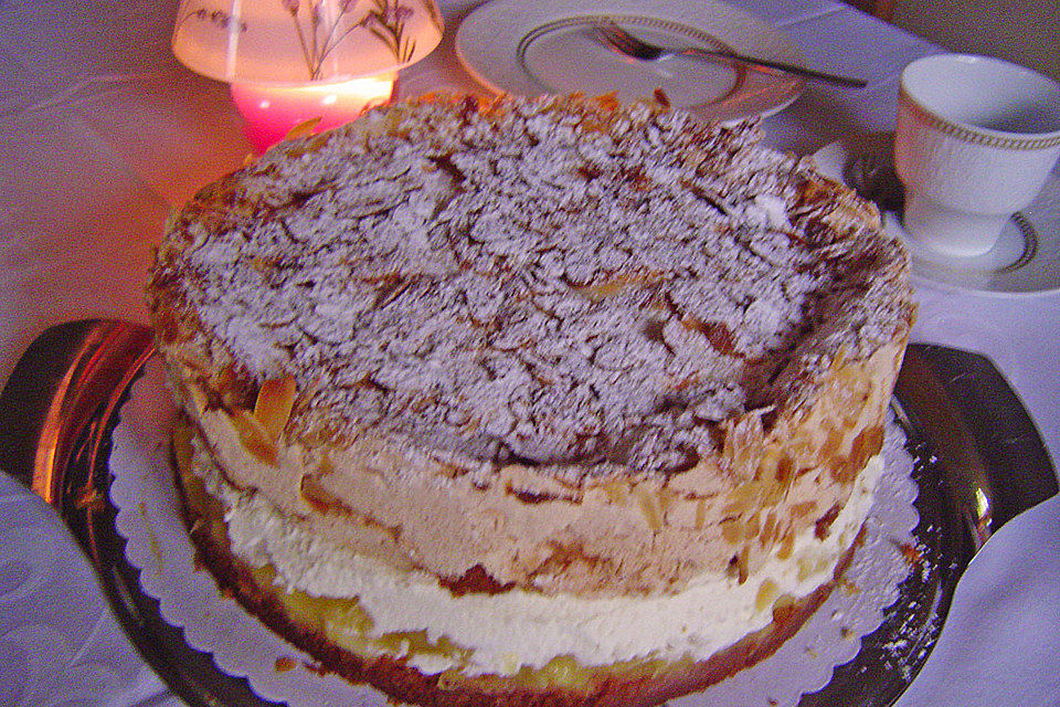 Apfel - Schneemus - Torte