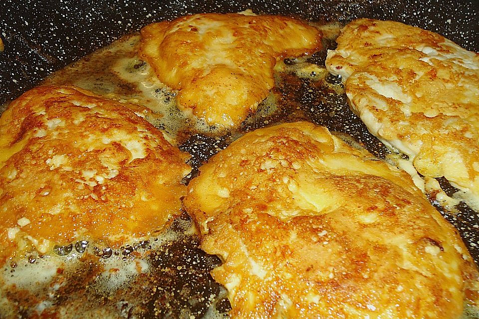 Hähnchenschnitzel in Parmesanhülle