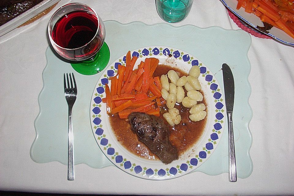 Straußenfilet in Pflaumenwein