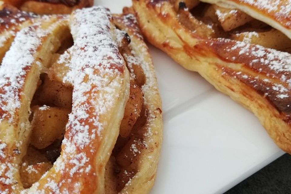 Apfel - Blätterteig - Taschen