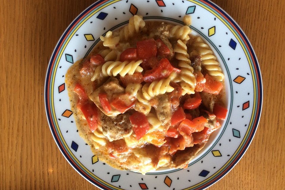 Gyros-Nudelauflauf mit Bergkäse