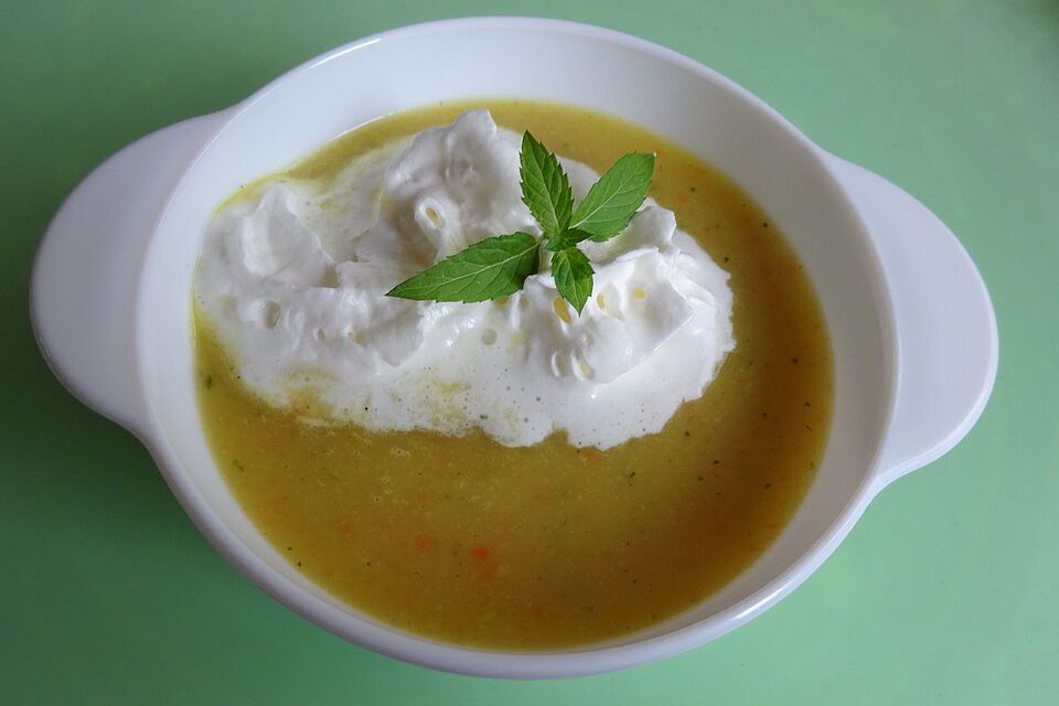 Bananensuppe mit Curry