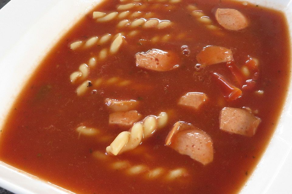 Rote Linsen - Nudelsuppe