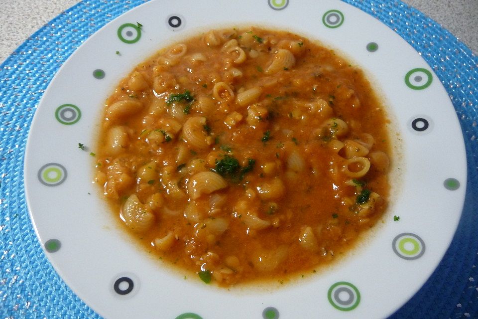 Rote Linsen - Nudelsuppe