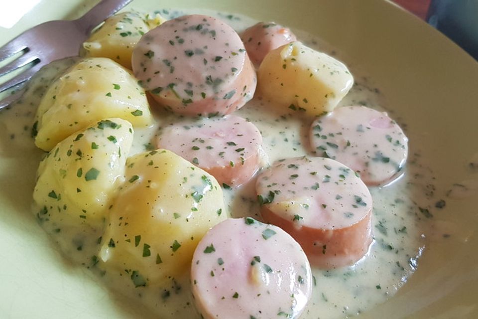 Petersilienkartoffeln mit Fleischwurst