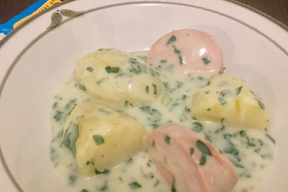 Petersilienkartoffeln mit Fleischwurst