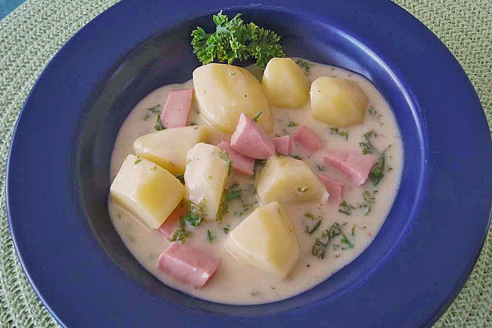 Petersilienkartoffeln mit Fleischwurst