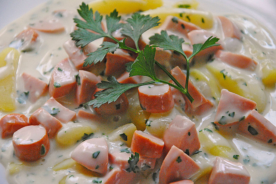 Petersilienkartoffeln mit Fleischwurst