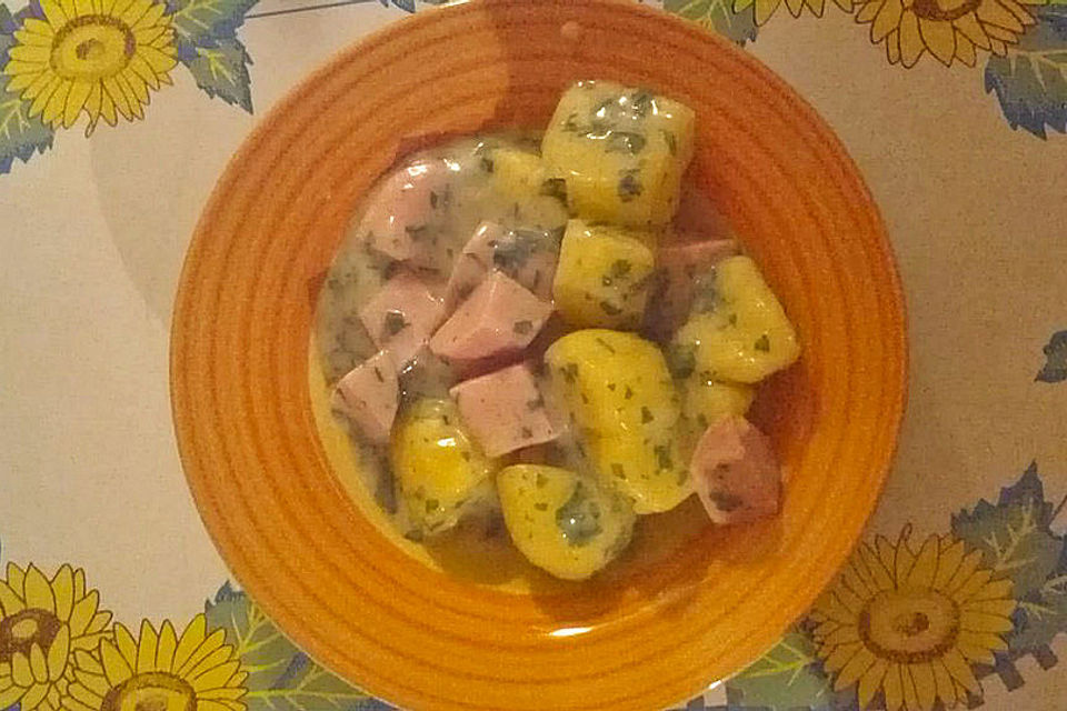 Petersilienkartoffeln mit Fleischwurst