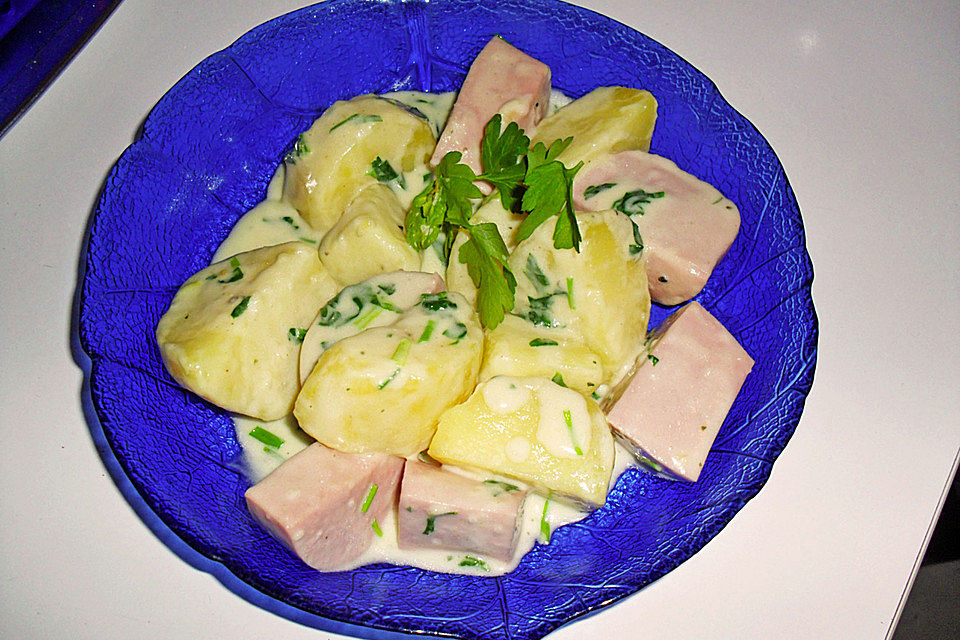 Petersilienkartoffeln mit Fleischwurst