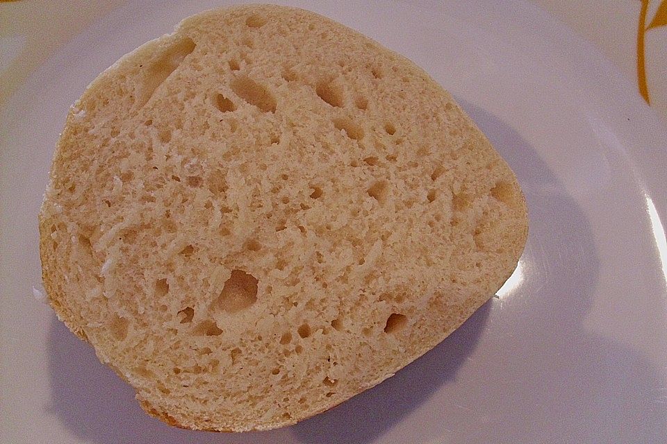 Buttermilchbrötchen mit Vorteig