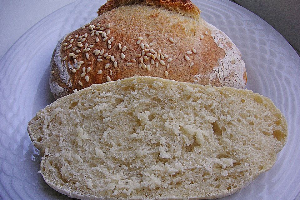 Buttermilchbrötchen mit Vorteig