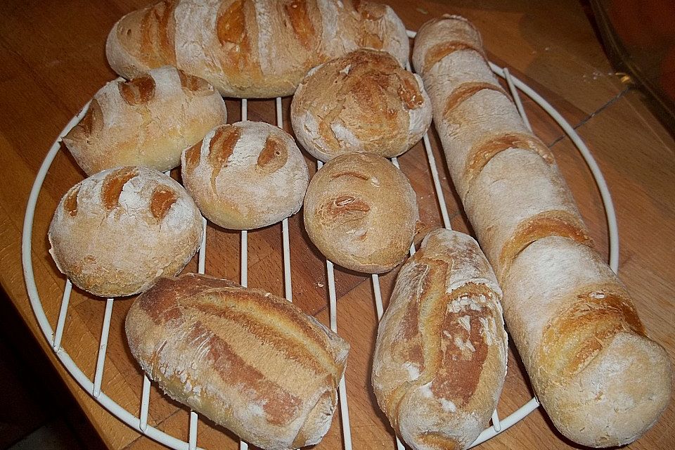 Buttermilchbrötchen mit Vorteig