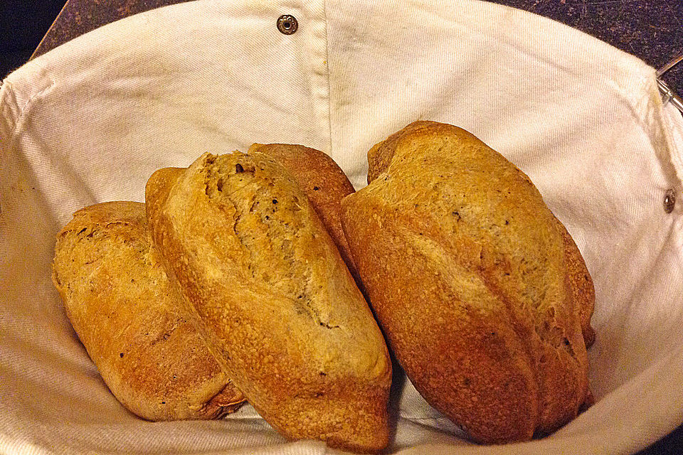 Buttermilchbrötchen mit Vorteig