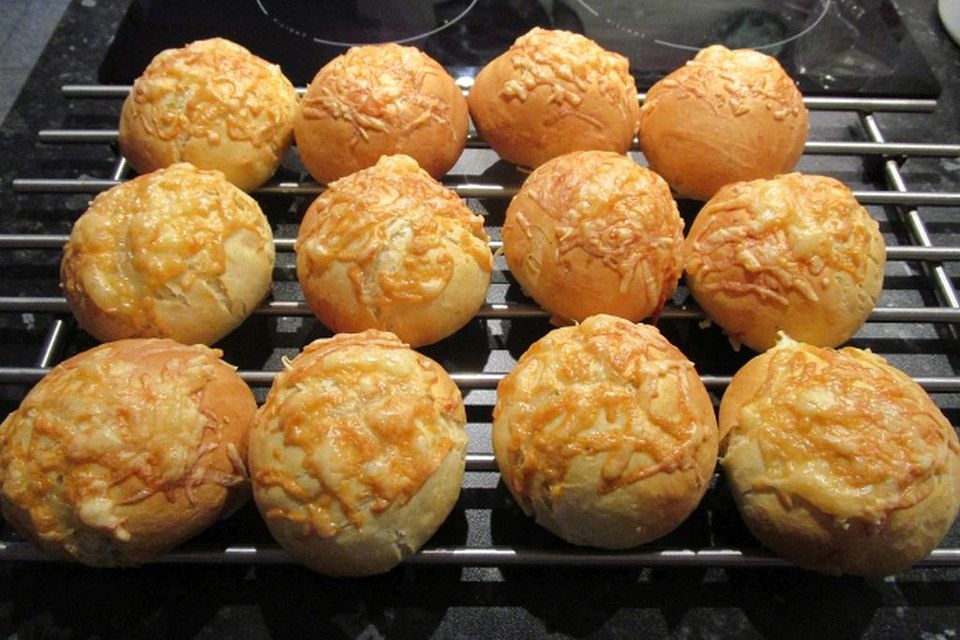 Käsebrötchen