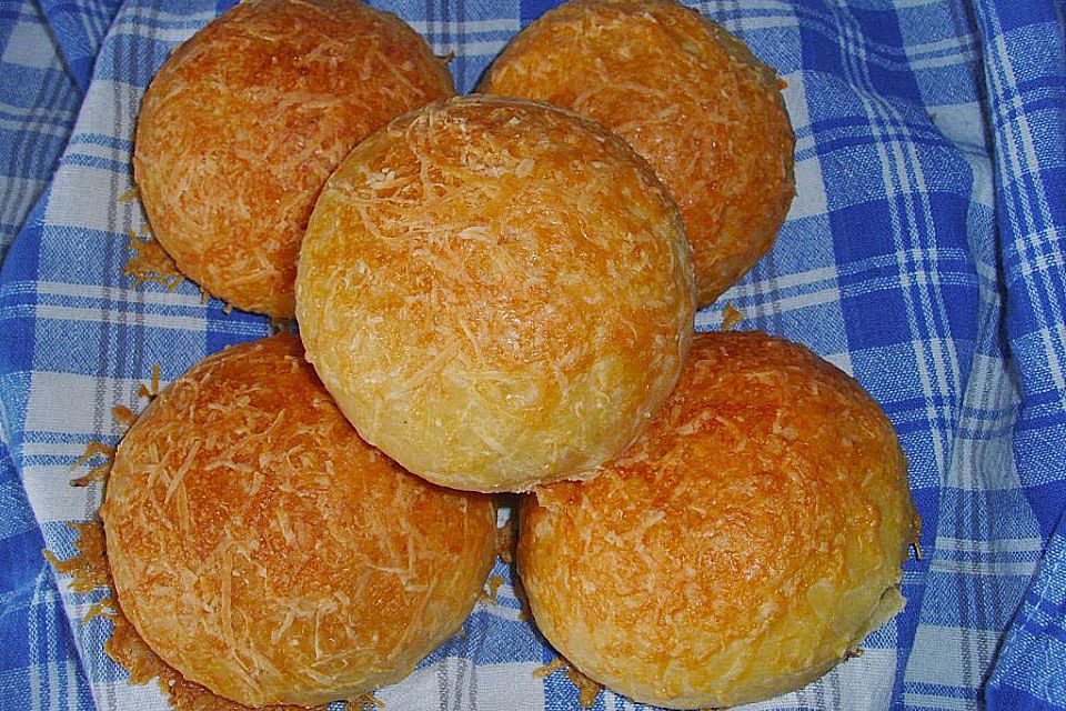 Käsebrötchen