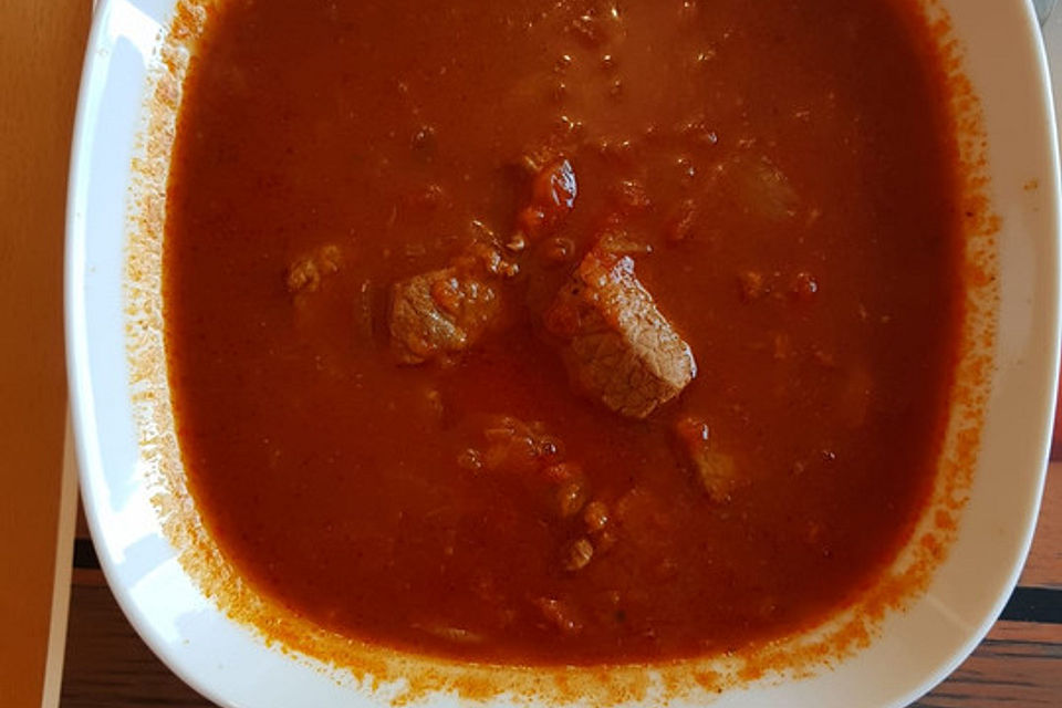 Holländische Tomaten - Gulasch - Suppe