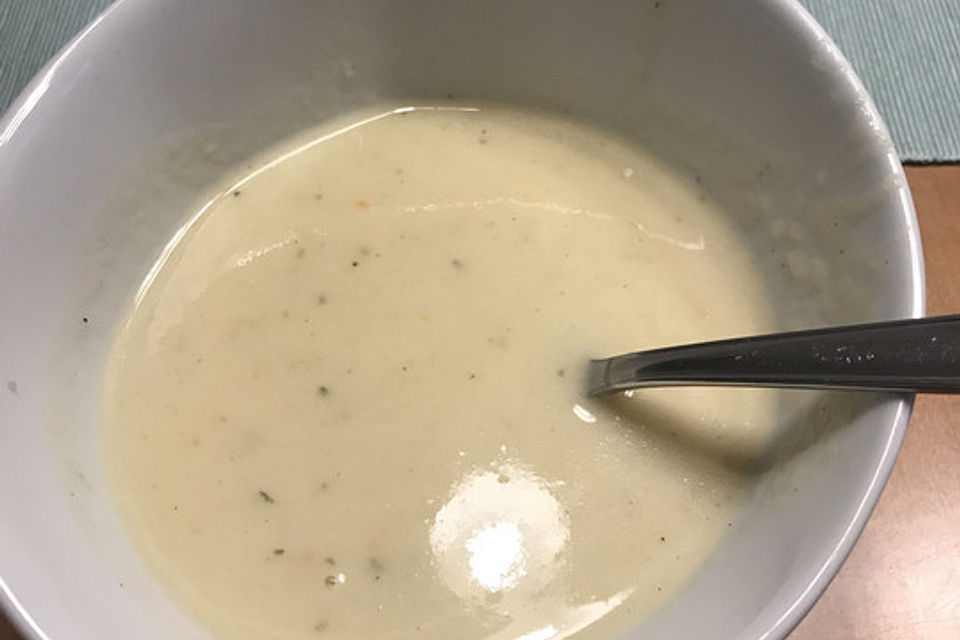 Fenchelsuppe mit Parmesan