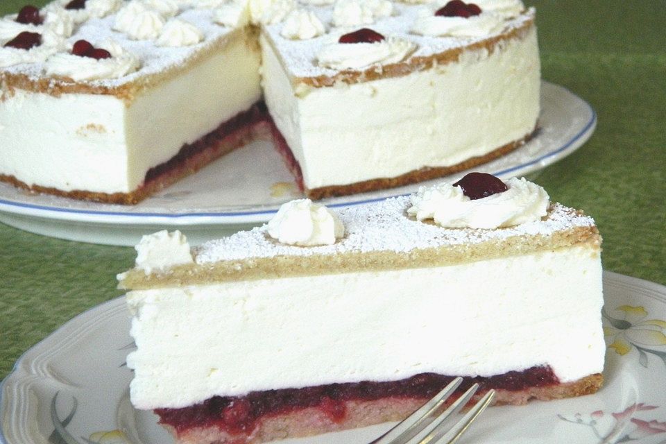 Preiselbeer - Käsesahnetorte