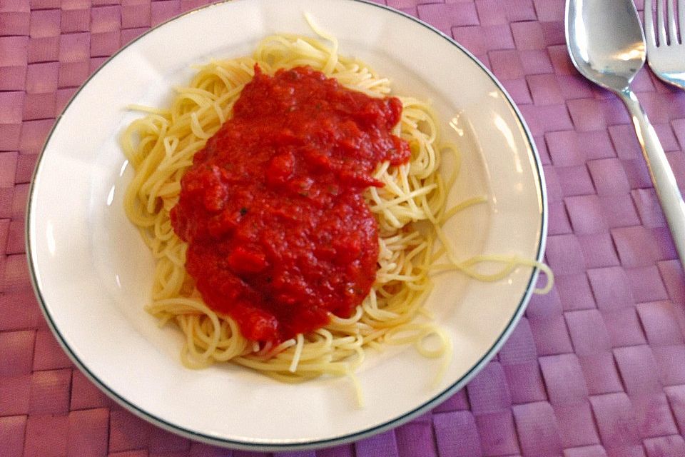 Spaghetti  Arrabiata