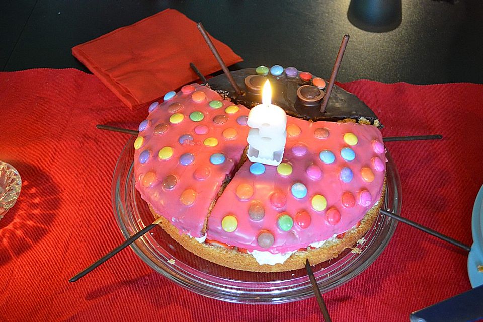 Kindertorte "Marienkäfer"