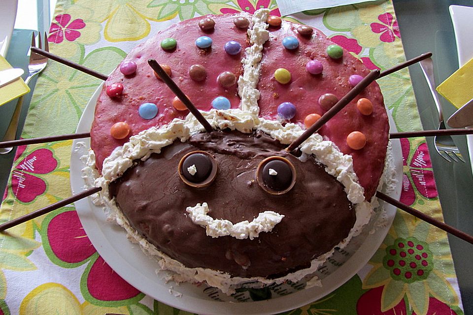 Kindertorte "Marienkäfer"