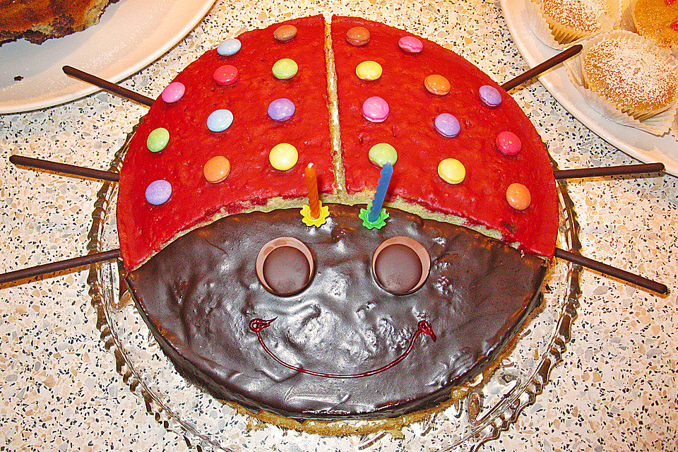 Kindertorte "Marienkäfer"