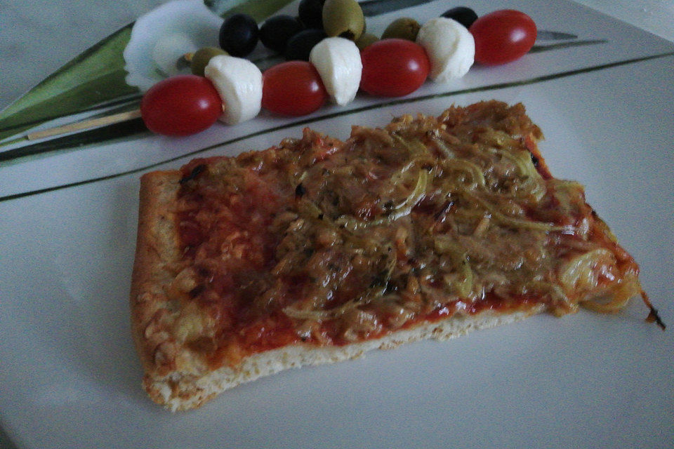 Pizza Thunfisch - Tonno Cipolla