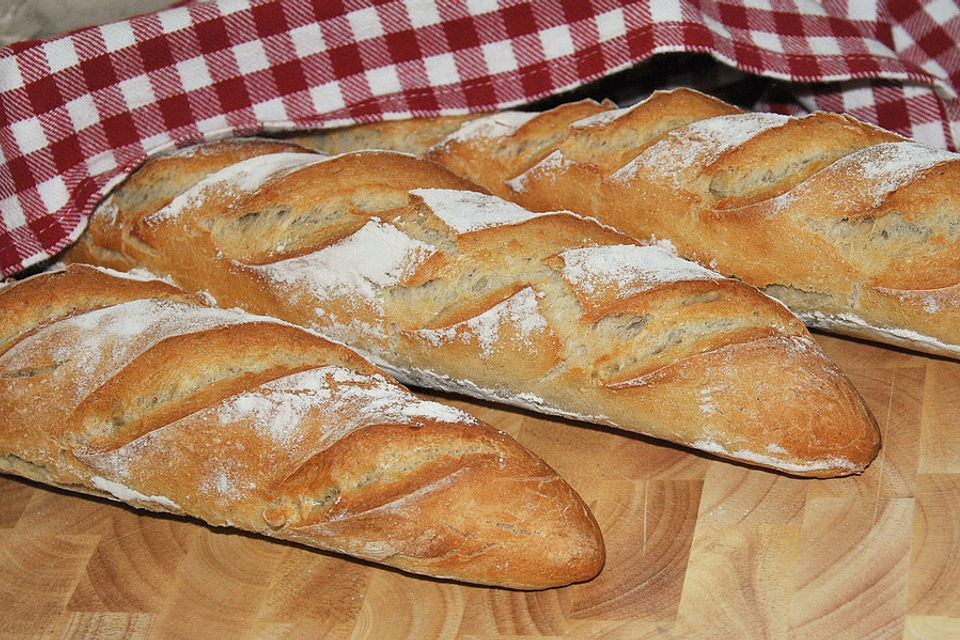 Sauerteig-Baguettes mit Maisgrieß