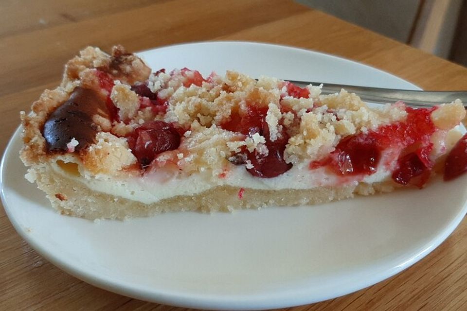 Stachelbeer - Streuselkuchen mit Quark