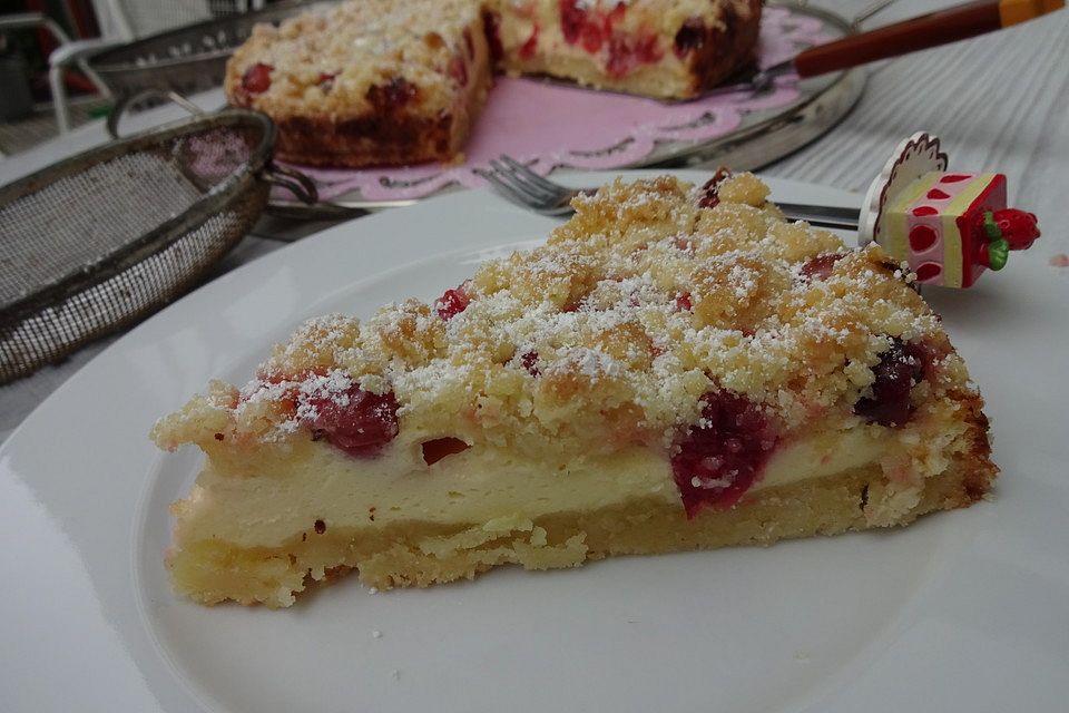 Stachelbeer - Streuselkuchen mit Quark