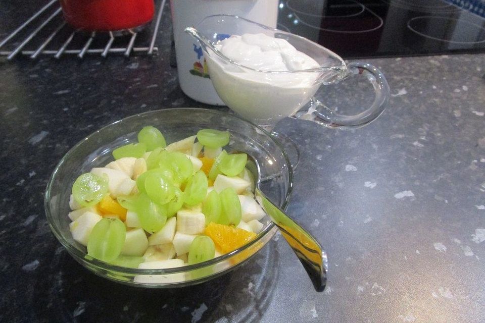 Obstsalat mit Mascarponesauce