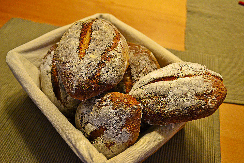 Amarant-Brötchen