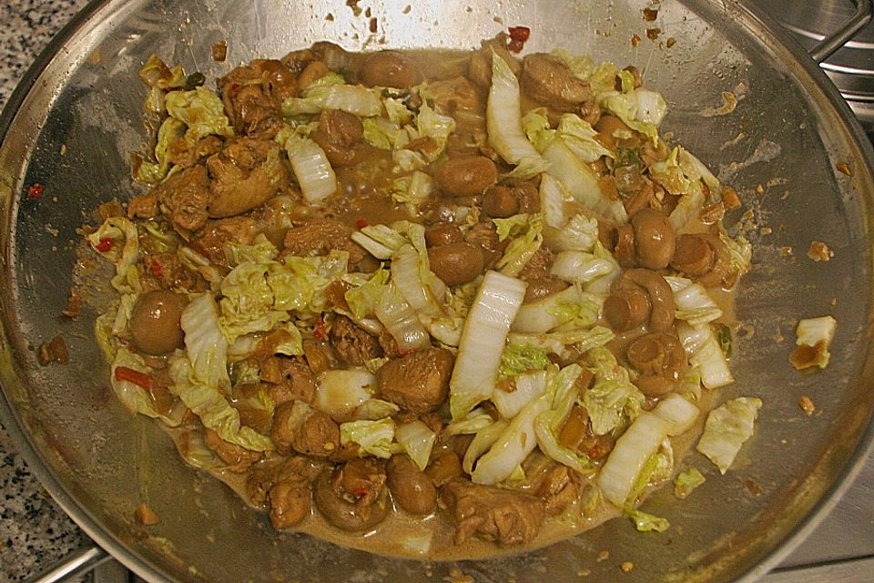 Wok - Hähnchen mit Chinakohl