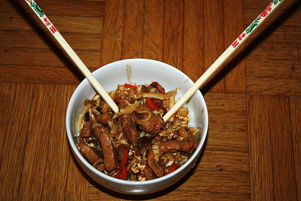 Wok - Hähnchen mit Chinakohl