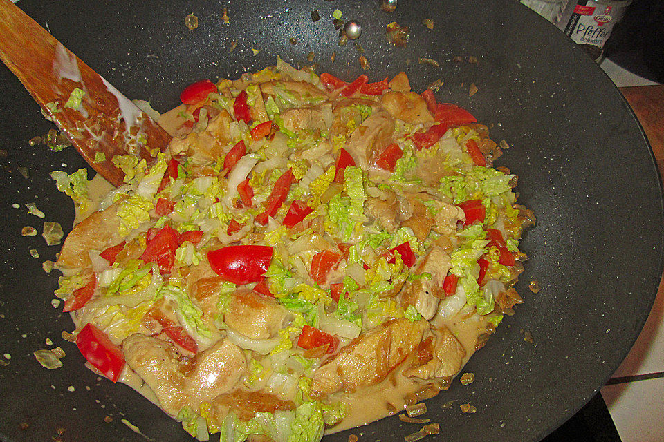 Wok - Hähnchen mit Chinakohl