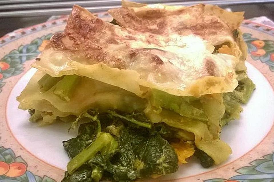 Vegetarische Kürbis-Mangold-Lasagne