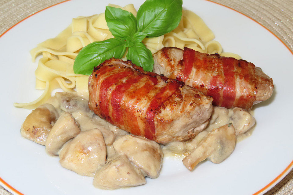 Schweinemedaillons in Pilz - Rahmsauce