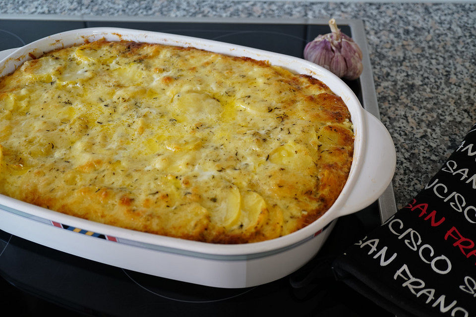 Kartoffelgratin mit würzigem Gruyère