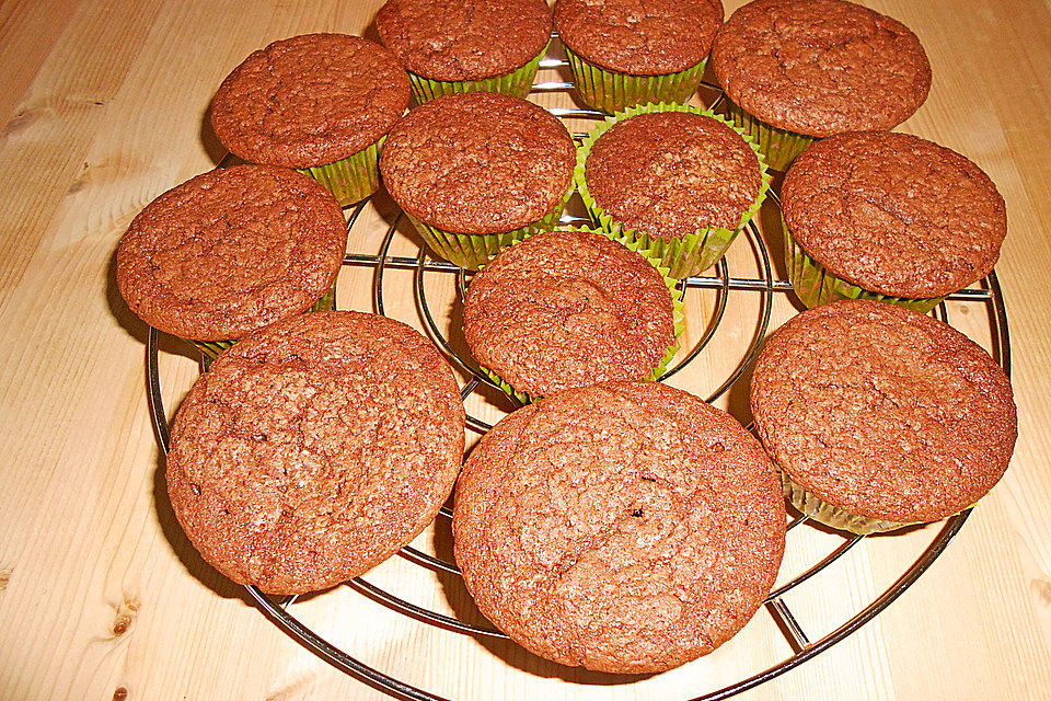 Schokoladen - Muffins mit Erdnussbutterkern